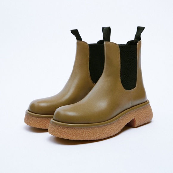 Zara Shoes - Zara flat leather chelsea ankle boots in khaki green - EU 36 / US 6 chunky sole